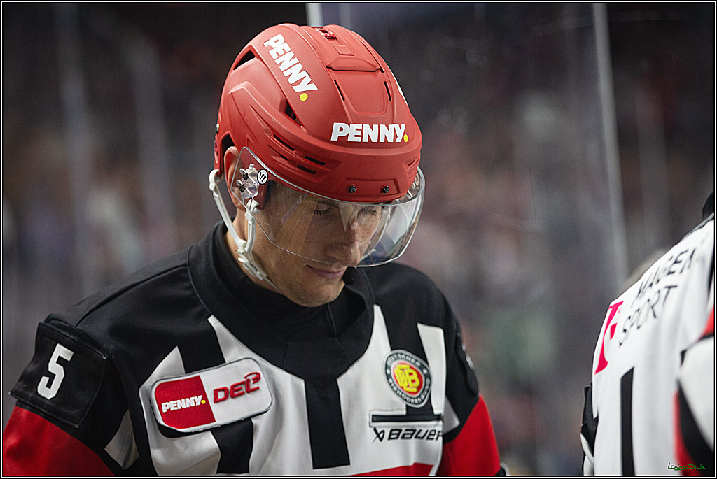 PENNY DEL; Koelner Haie- Staubing Tigers; Koeln, 03.10.2024
