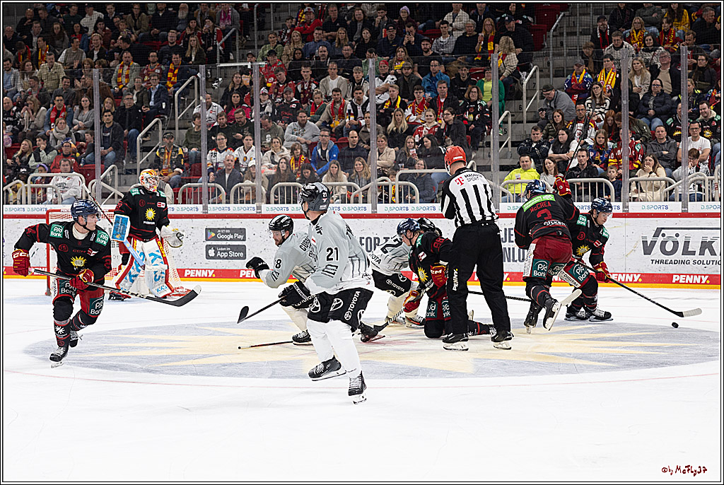 PENNY DEL 1; Düsseldorfer EG - Kölner Haie; Düsseldorf, 18.10.2024