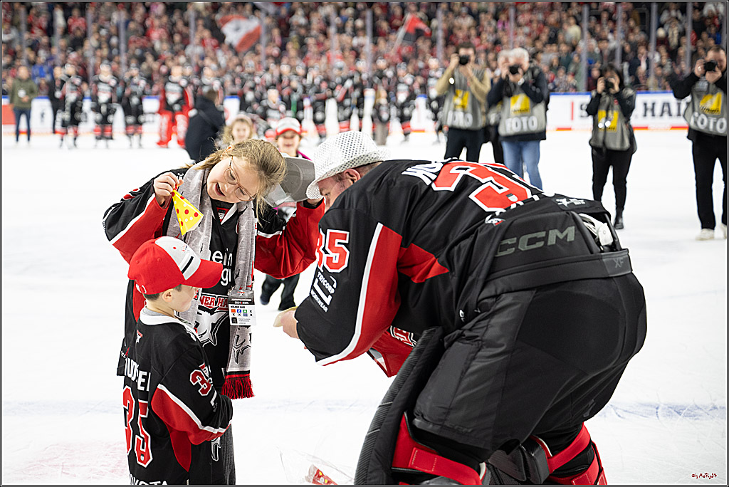 PENNY DEL 1; Kölner Haie - Löwen Frankfurt; Köln, 30.12.2024