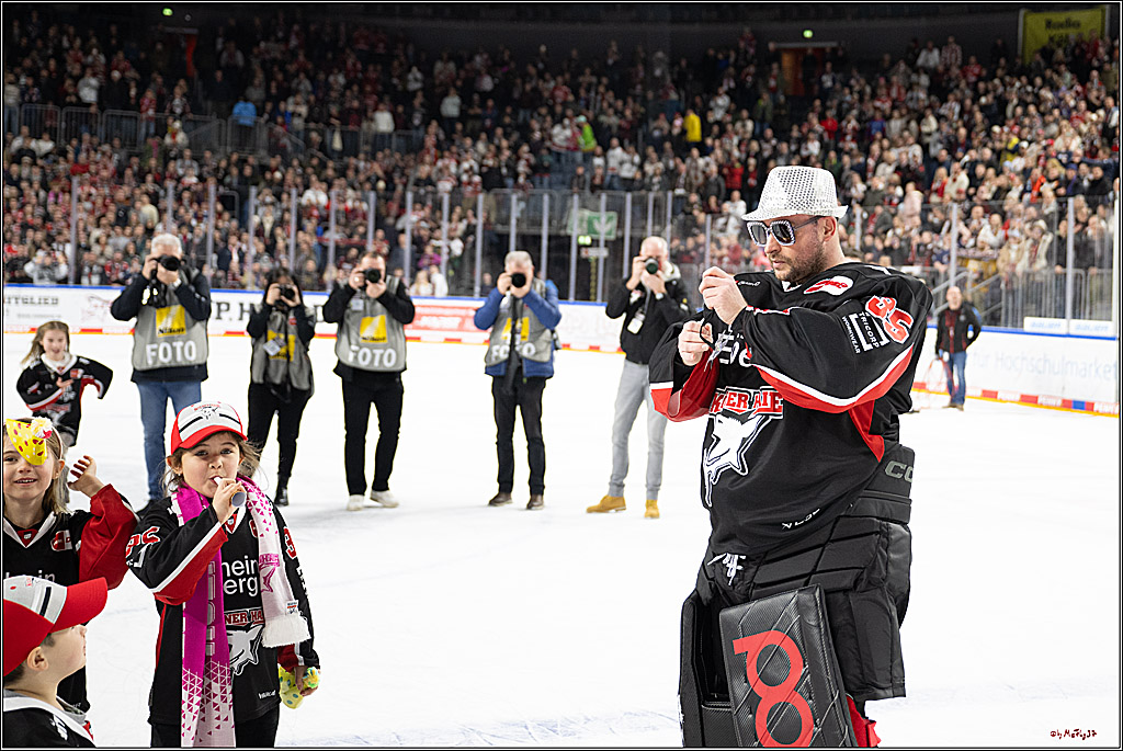 PENNY DEL 1; Kölner Haie - Löwen Frankfurt; Köln, 30.12.2024
