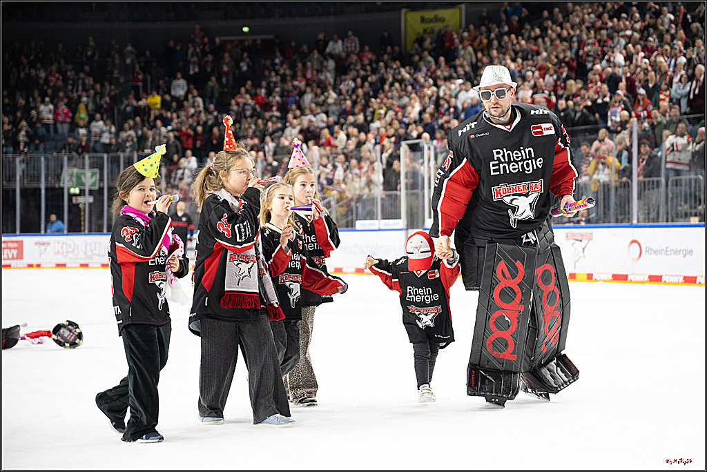 PENNY DEL 1; Kölner Haie - Löwen Frankfurt; Köln, 30.12.2024