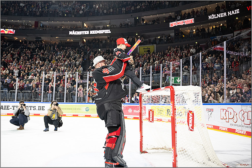 PENNY DEL 1; Kölner Haie - Löwen Frankfurt; Köln, 30.12.2024