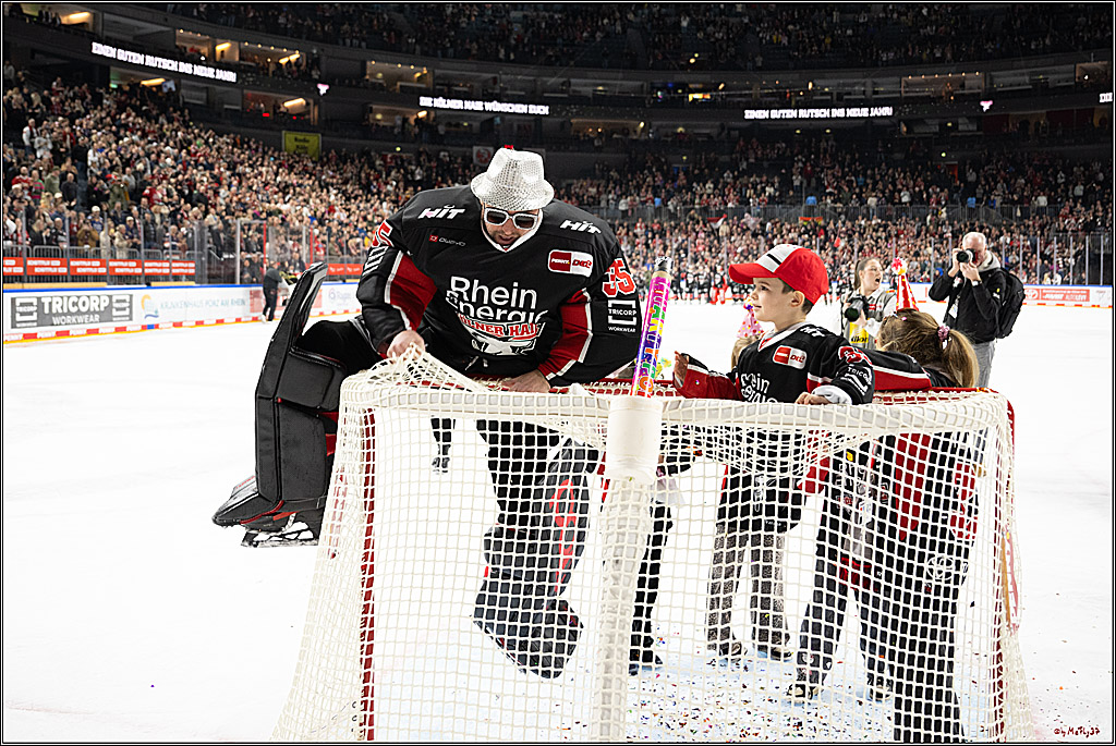 PENNY DEL 1; Kölner Haie - Löwen Frankfurt; Köln, 30.12.2024