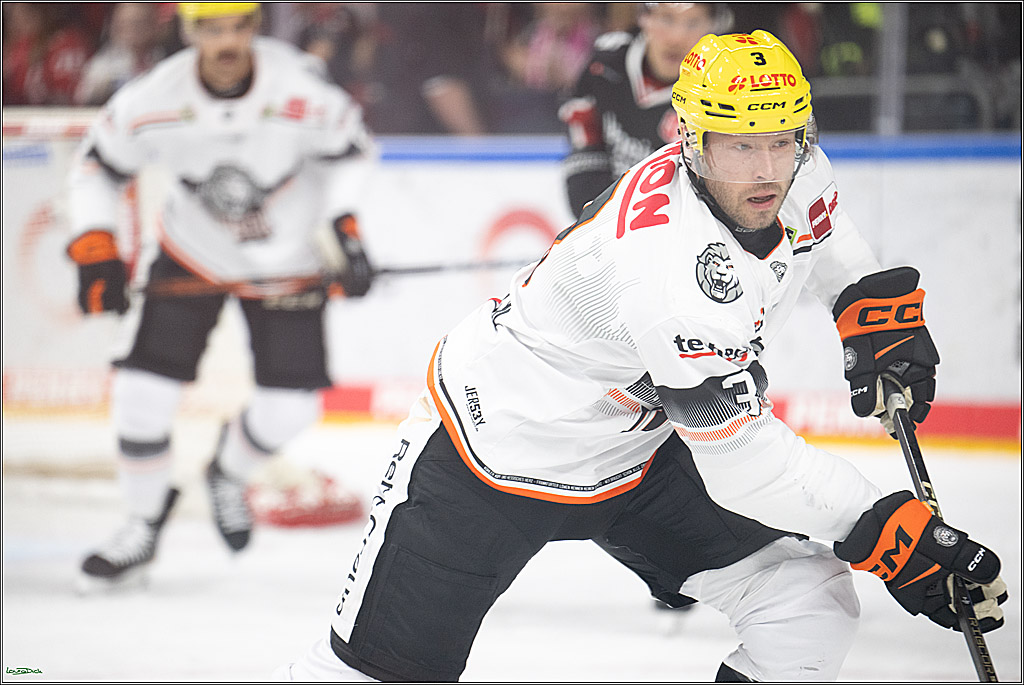 PENNY DEL; Koelner Haie- Loewen Frankfurt; Koeln, 30.12.2024