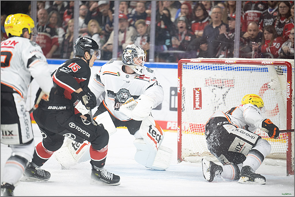 PENNY DEL; Koelner Haie- Loewen Frankfurt; Koeln, 30.12.2024
