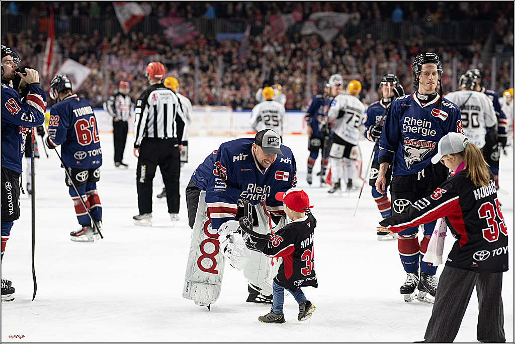 PENNY DEL 1; Kölner Haie - Fischtown Pinguins Bremerhaven; Köln, 07.03.2025