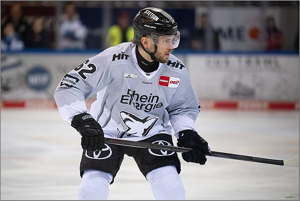 PENNY DEL; Fischtown Pinguins-Koelner Haie; Bremerhaven, 16.03.2025