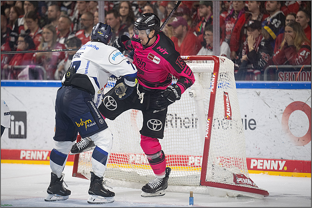 PENNY DEL 1; Koelner Haie - Iserlohn Roosters; Koeln, 12.10.2025