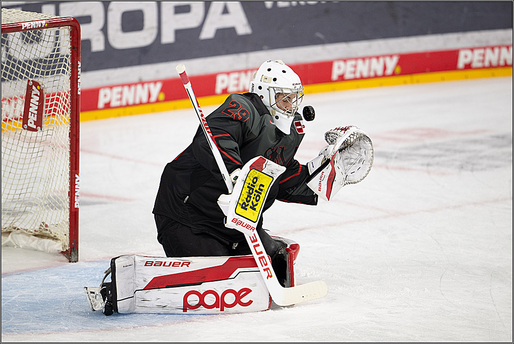 PENNY DEL 1; Kölner Haie - Straubing Tigers; Köln, 19.10.2025