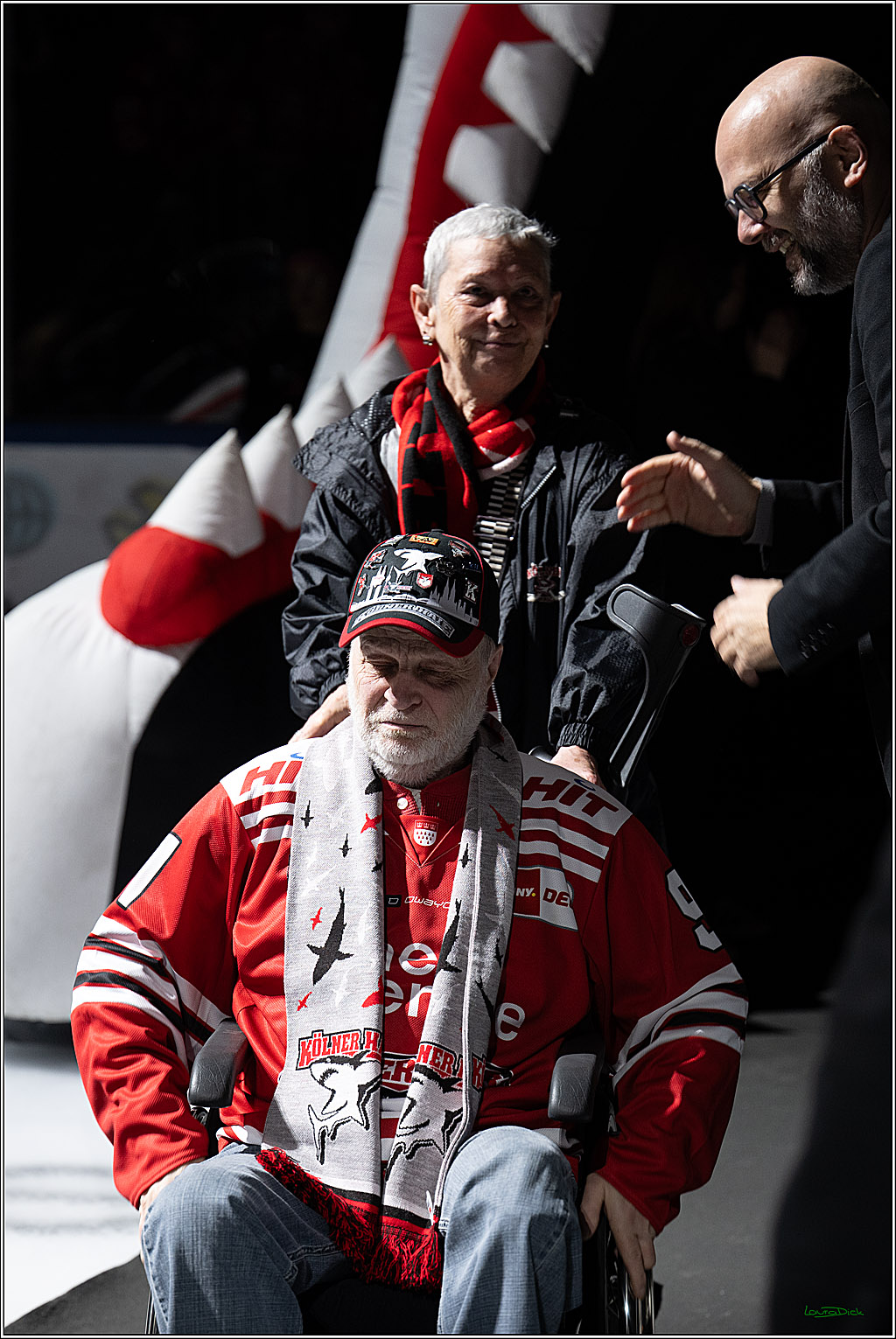 PENNY DEL 1; Koelner Haie - Straubing Tigers; Koeln, 19.10.2025