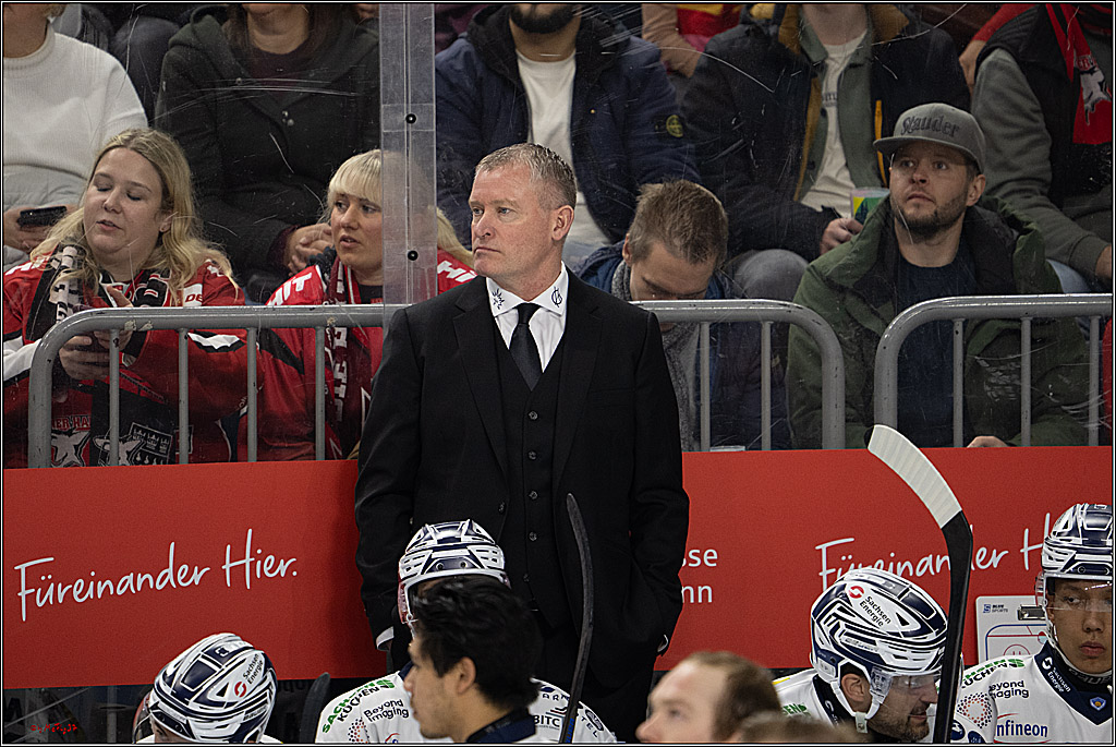 PENNY DEL 1; Kölner Haie - Dresdner Eislöwen; Köln, 16.11.2025
