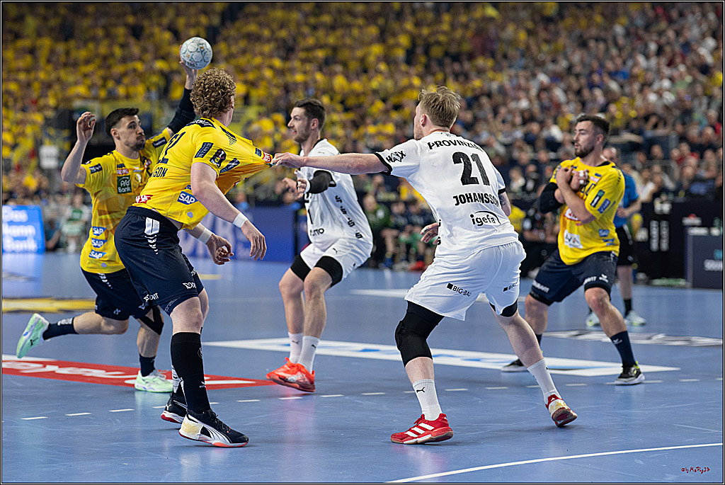 DHB-Pokal Lidl-F4 - THW Kiel - Rhein-Neckar Löwen; Köln, 12.04.2025