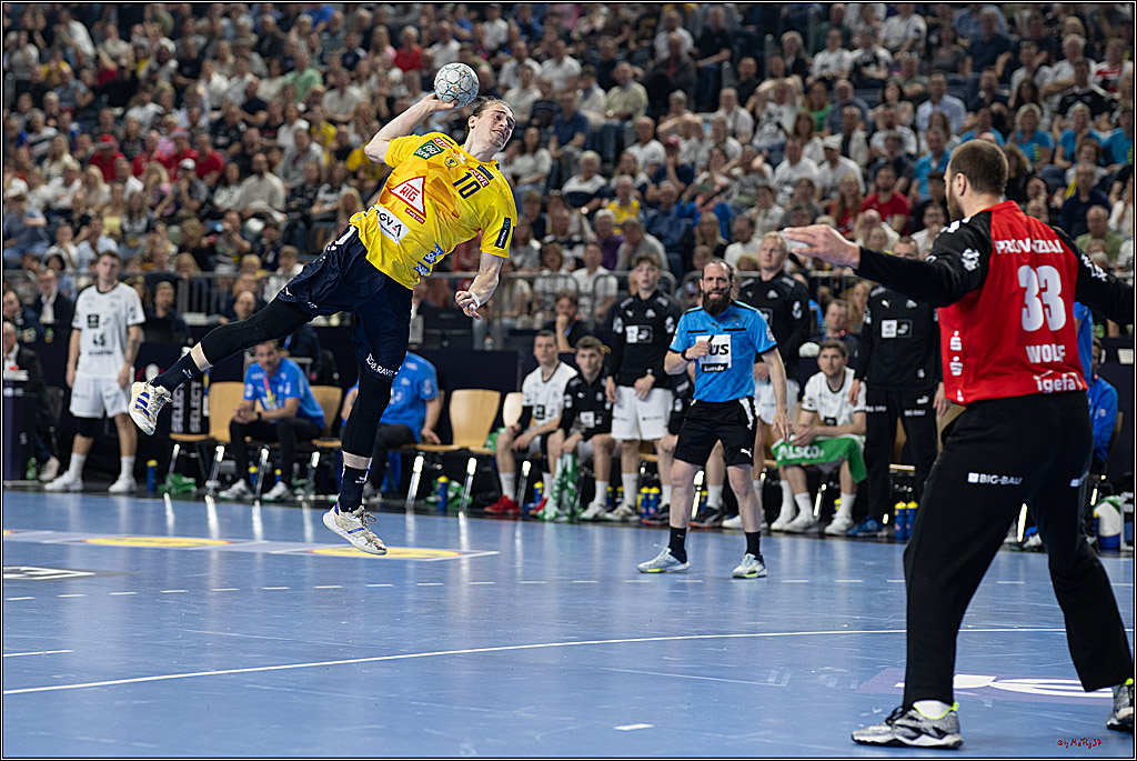 DHB-Pokal Lidl-F4 - THW Kiel - Rhein-Neckar Löwen; Köln, 12.04.2025
