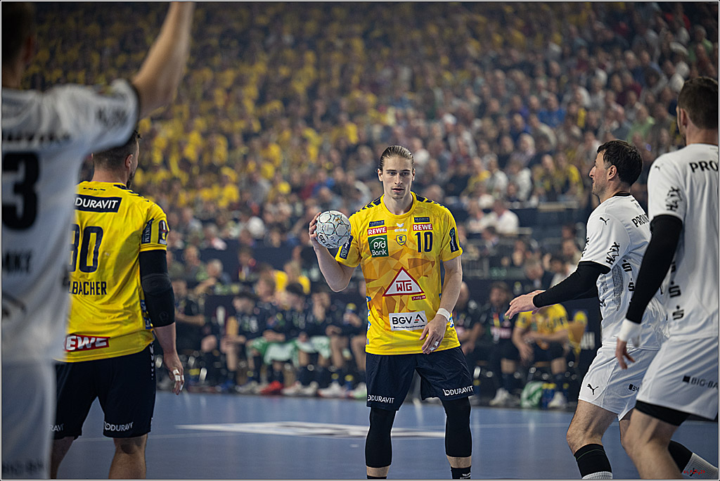 DHB-Pokal Lidl-F4 - THW Kiel - Rhein-Neckar Löwen; Köln, 12.04.2025