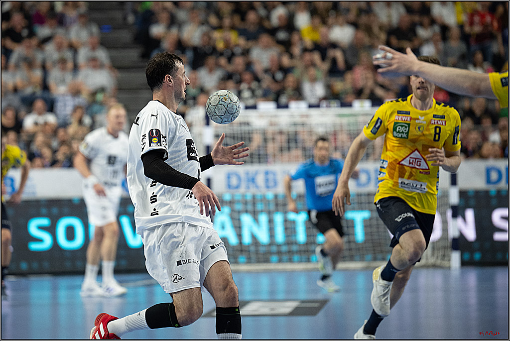 DHB-Pokal Lidl-F4 - THW Kiel - Rhein-Neckar Löwen; Köln, 12.04.2025