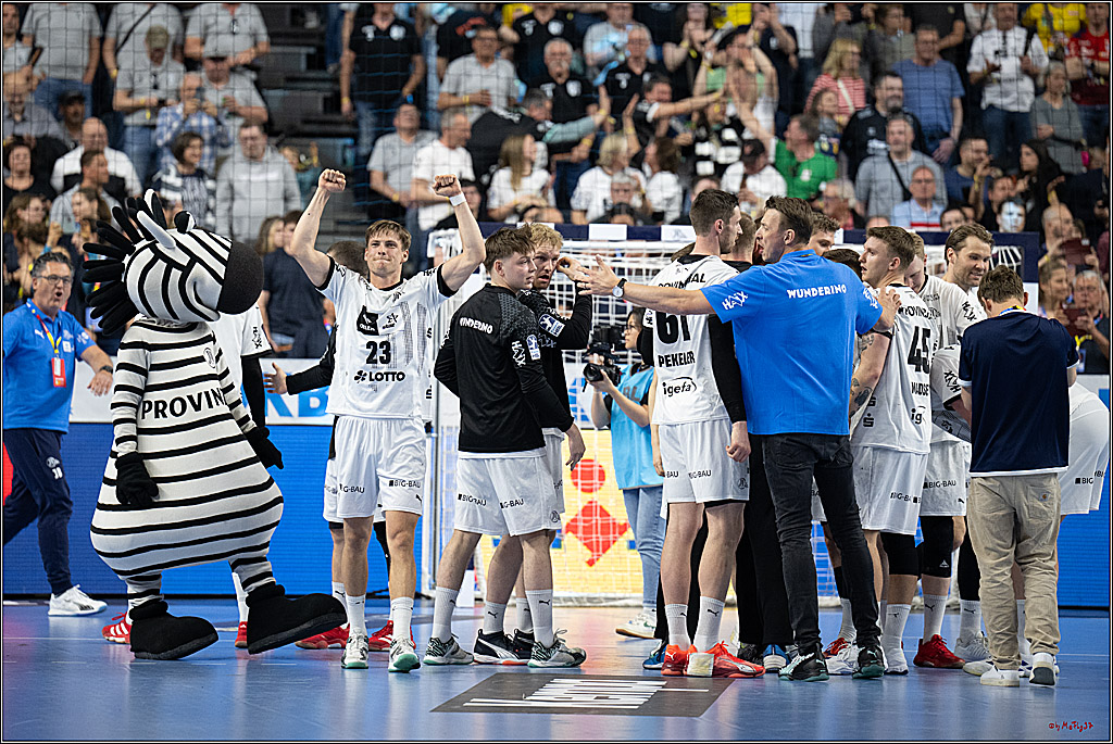 DHB-Pokal Lidl-F4 - THW Kiel - Rhein-Neckar Löwen; Köln, 12.04.2025