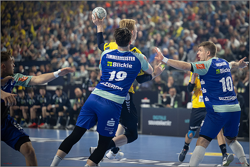 DHB-Pokal Lidl-F4  Spiel um 3. Platz - Rhein-Neckar Löwen - HBW Balingen-Weilstetten; Köln, 13.04.2025