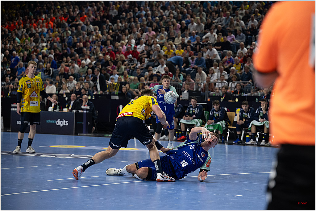 DHB-Pokal Lidl-F4  Spiel um 3. Platz - Rhein-Neckar Löwen - HBW Balingen-Weilstetten; Köln, 13.04.2025