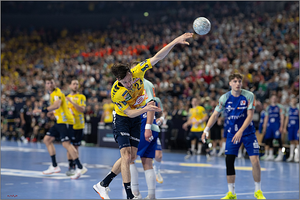 DHB-Pokal Lidl-F4  Spiel um 3. Platz - Rhein-Neckar Löwen - HBW Balingen-Weilstetten; Köln, 13.04.2025