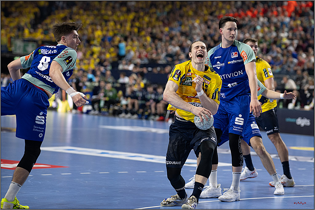 DHB-Pokal Lidl-F4  Spiel um 3. Platz - Rhein-Neckar Löwen - HBW Balingen-Weilstetten; Köln, 13.04.2025
