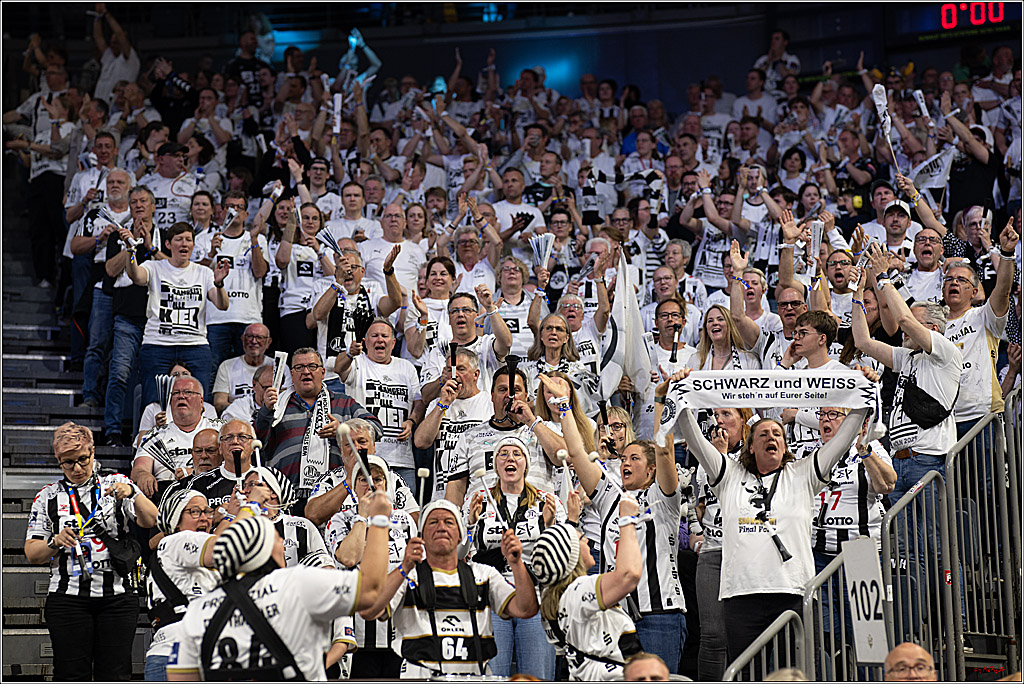 DHB-Pokal Lidl-F4  Finale - THW Kiel - MT Melsungen; Köln, 13.04.2025