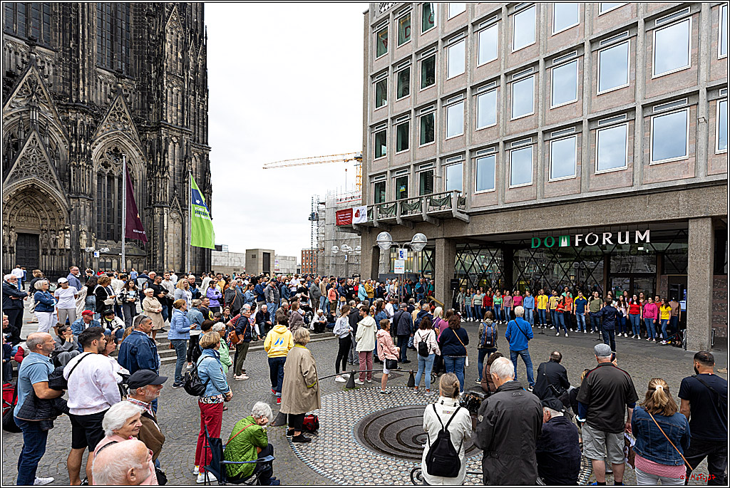 Open-Air-Benefizsingen am Kölner Dom, 10.07.2022