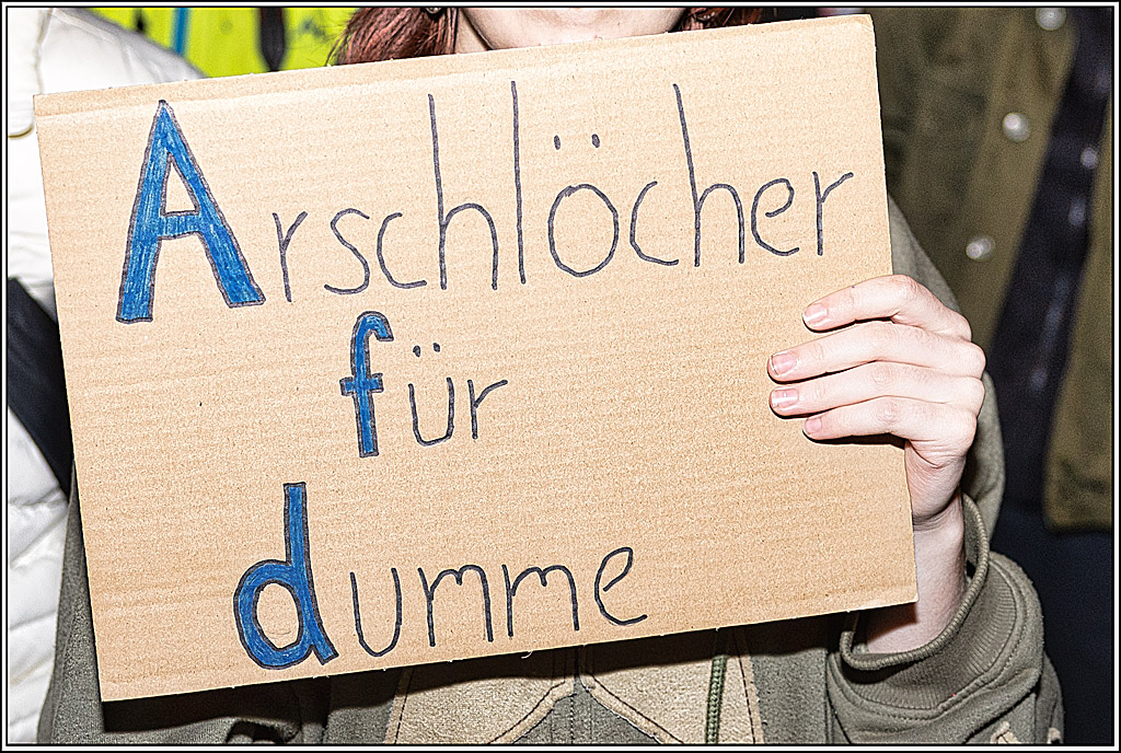 Demokratie schützen - Wir stellen uns QUER KEIN RASSISMUS BEI UNS IN KÖLN, 21.03.2024