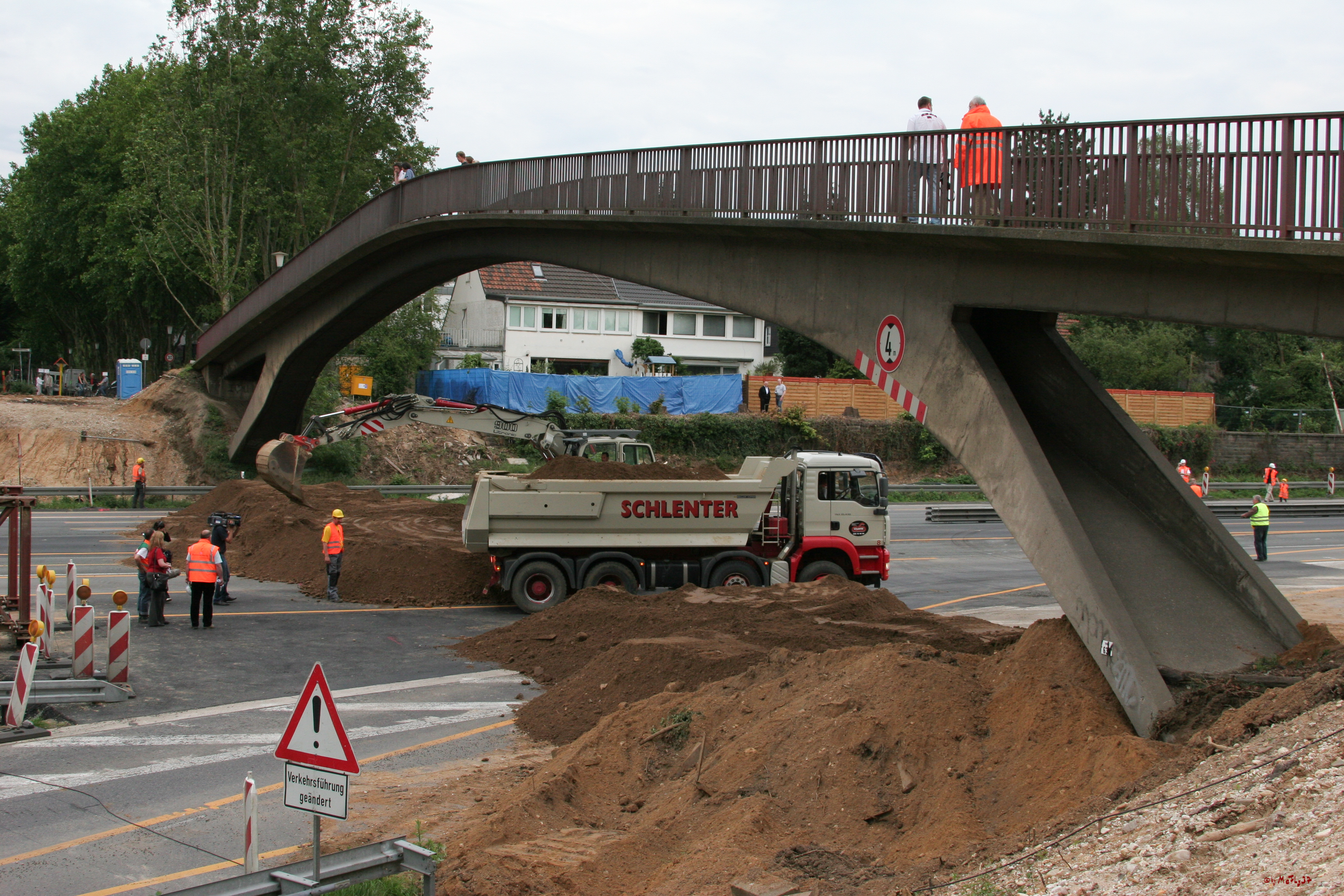 Brückenabriss Jungblutbrücke Fahrrad-u. Fussgängerbrücke; Köln, 02.06.2007