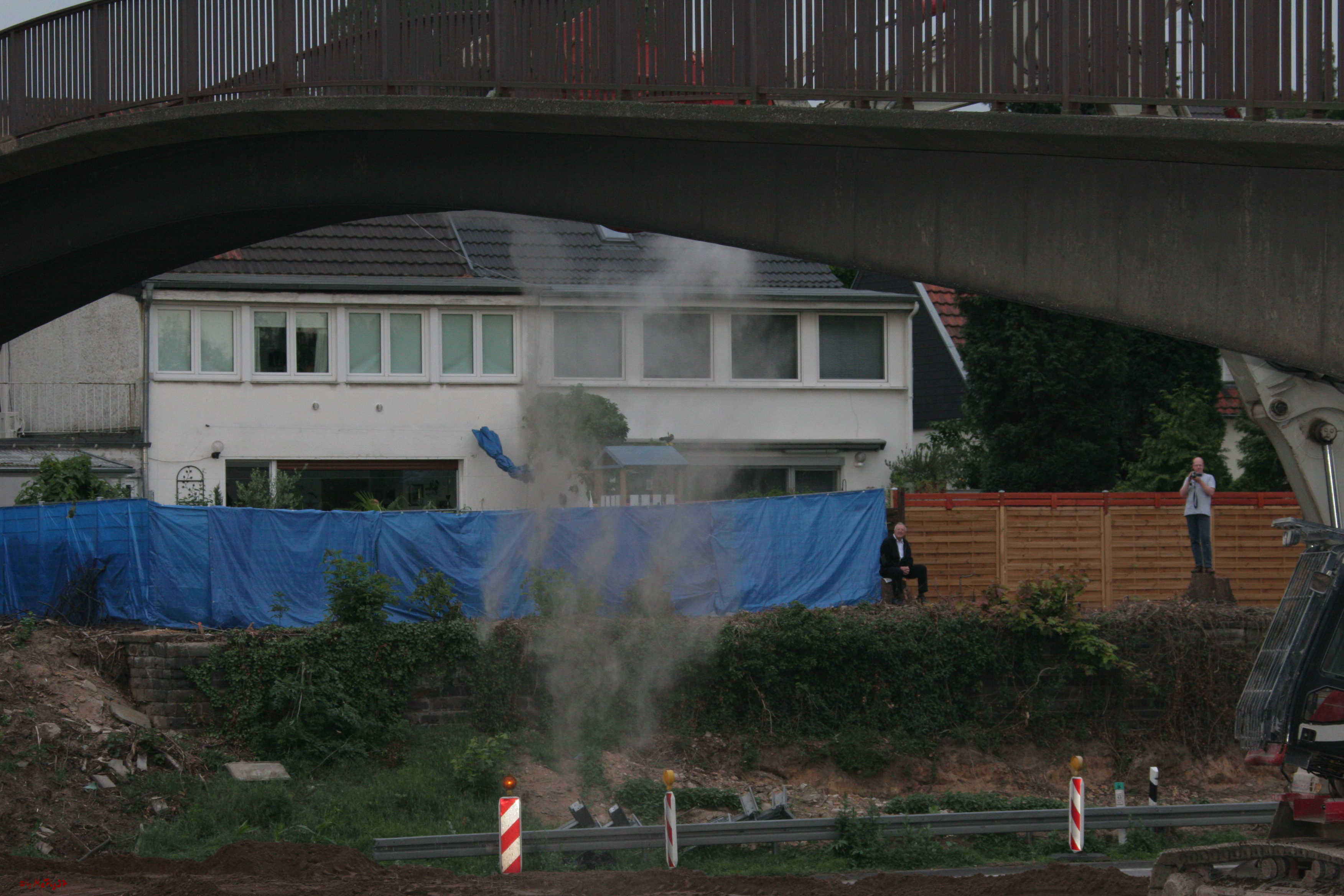 Brückenabriss Jungblutbrücke Fahrrad-u. Fussgängerbrücke; Köln, 02.06.2007