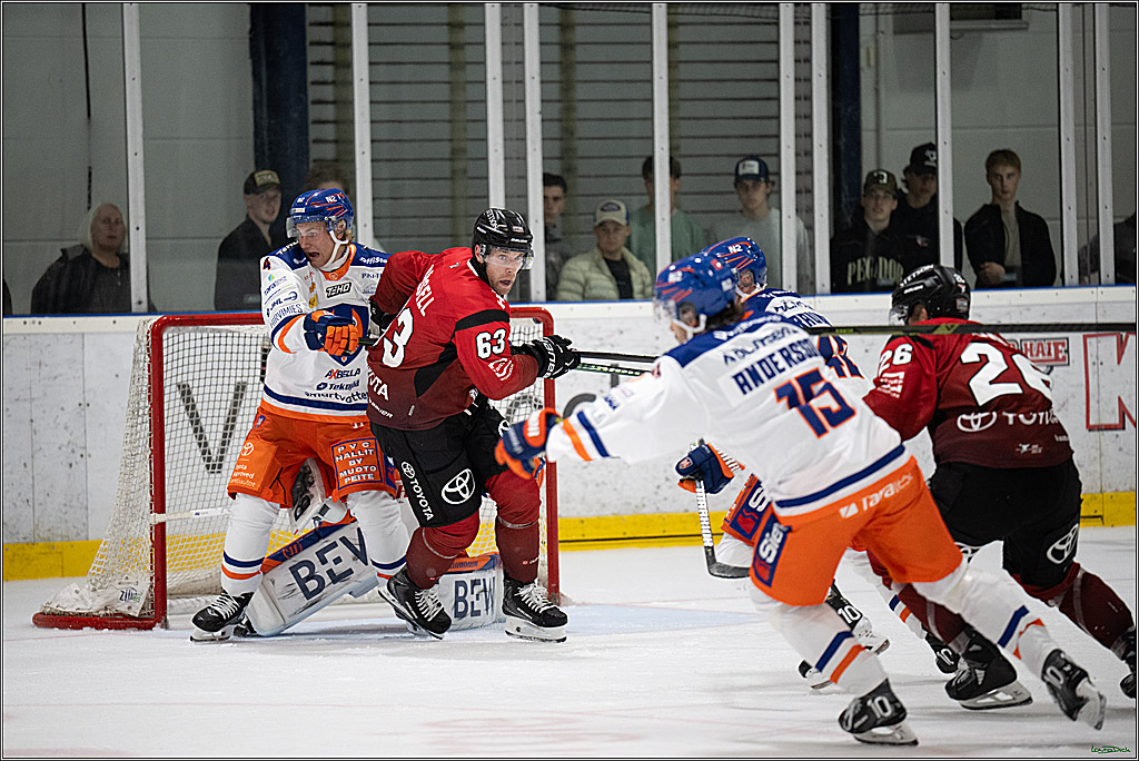 PENNY DEL; Testspiel Koelner Haie - Tappara Tempere; Koeln, 14.08.2025