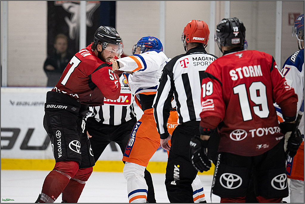PENNY DEL; Testspiel Koelner Haie - Tappara Tempere; Koeln, 14.08.2025