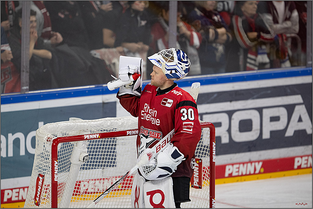 PENNY DEL 1; Kölner Haie - Löwen Frankfurt; Köln, 26.10.2025
