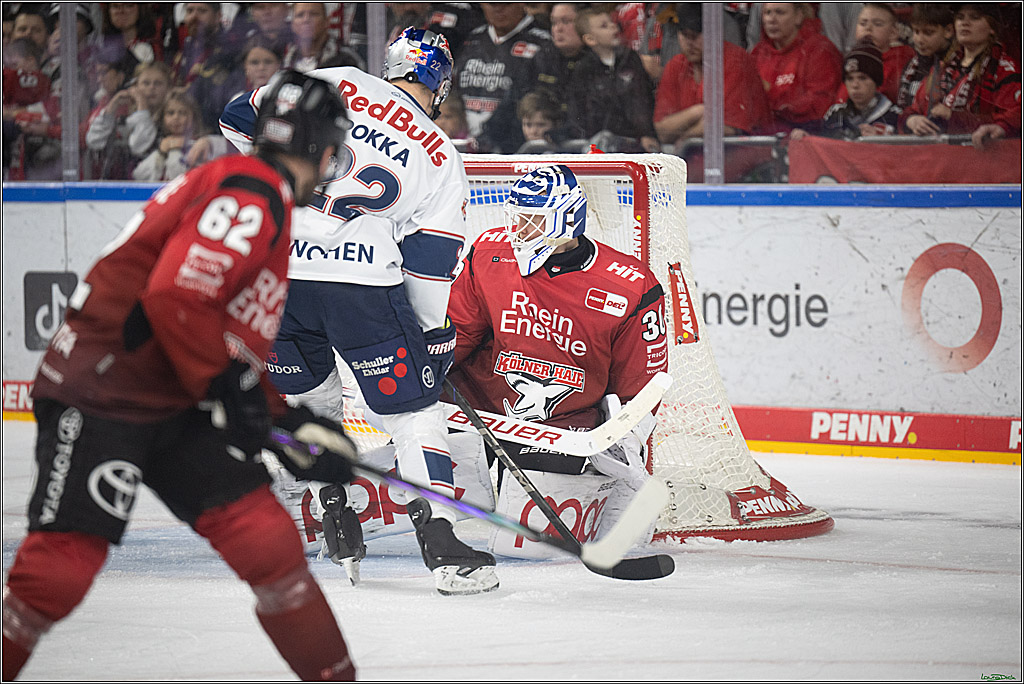 PENNY DEL 1; Koelner Haie - EHC Red Bull Muenchen; Koeln, 02.11.2025
