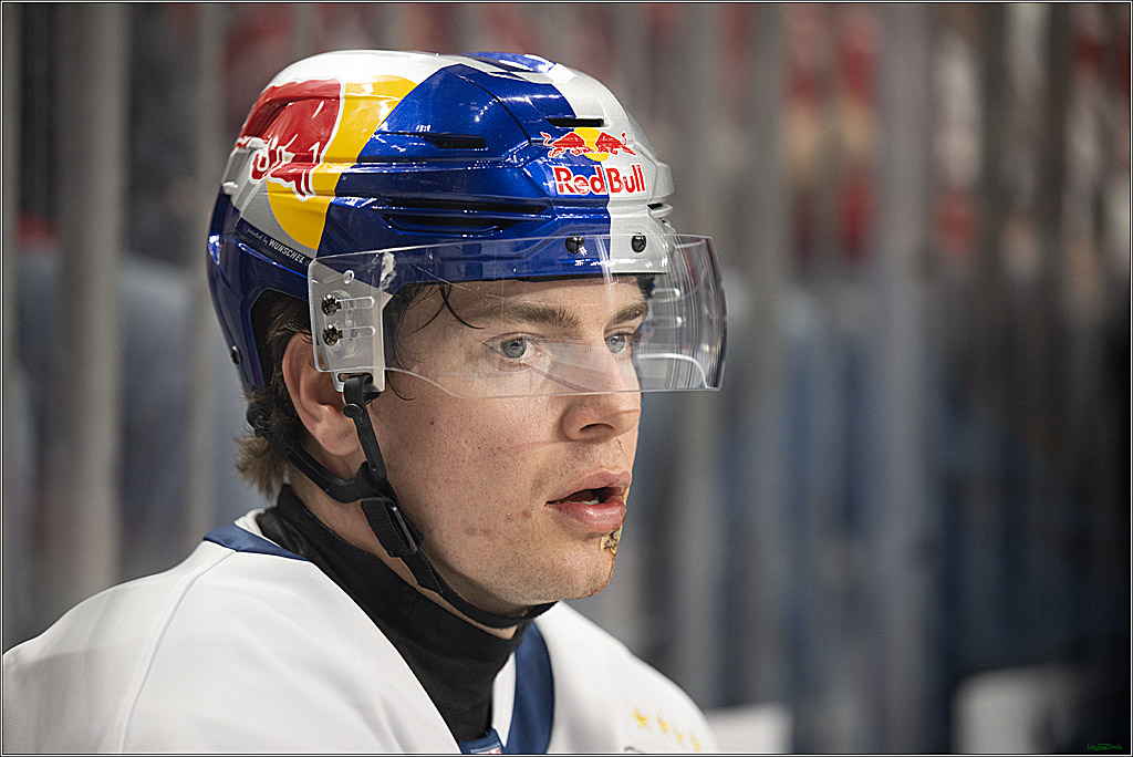 PENNY DEL 1; Koelner Haie - EHC Red Bull Muenchen; Koeln, 02.11.2025