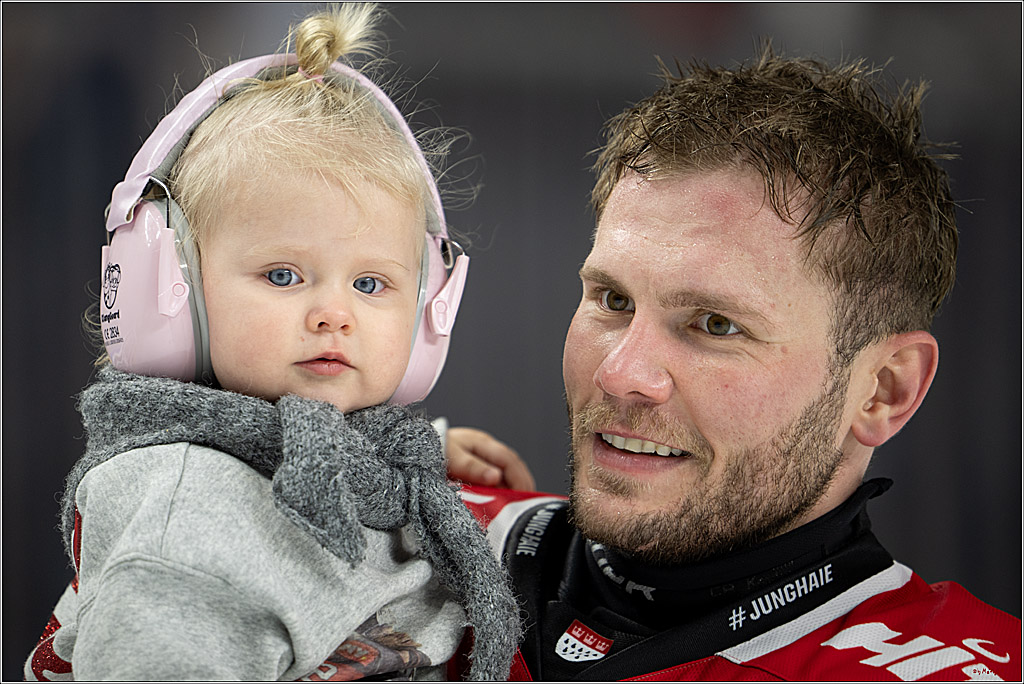 PENNY DEL 1; Kölner Haie - Dresdner Eislöwen; Köln, 25.02.2026