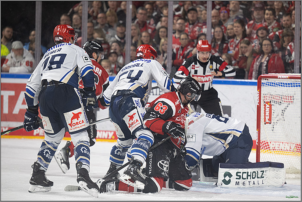 PENNY DEL 1 - Playoff Viertelfinale - Kölner Haie - Schwenninger Wild Wings; Köln, 31.03.2026