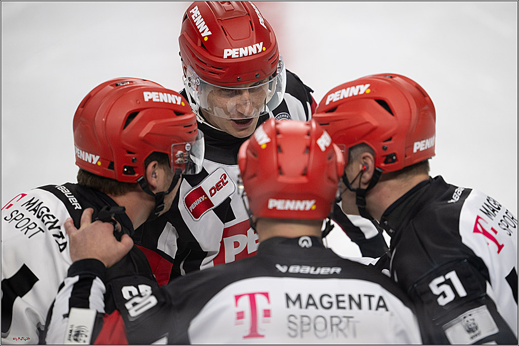 PENNY DEL 1 - Playoff Halbfinale - Kölner Haie - Eisbären Berlin; Köln, 15.04.2026