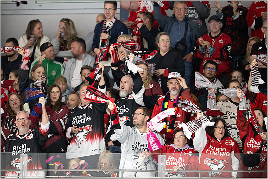 PENNY DEL 1 2. Testspiel; Kölner Haie - Löwen Frankfurt ; Köln, 28.08.2026