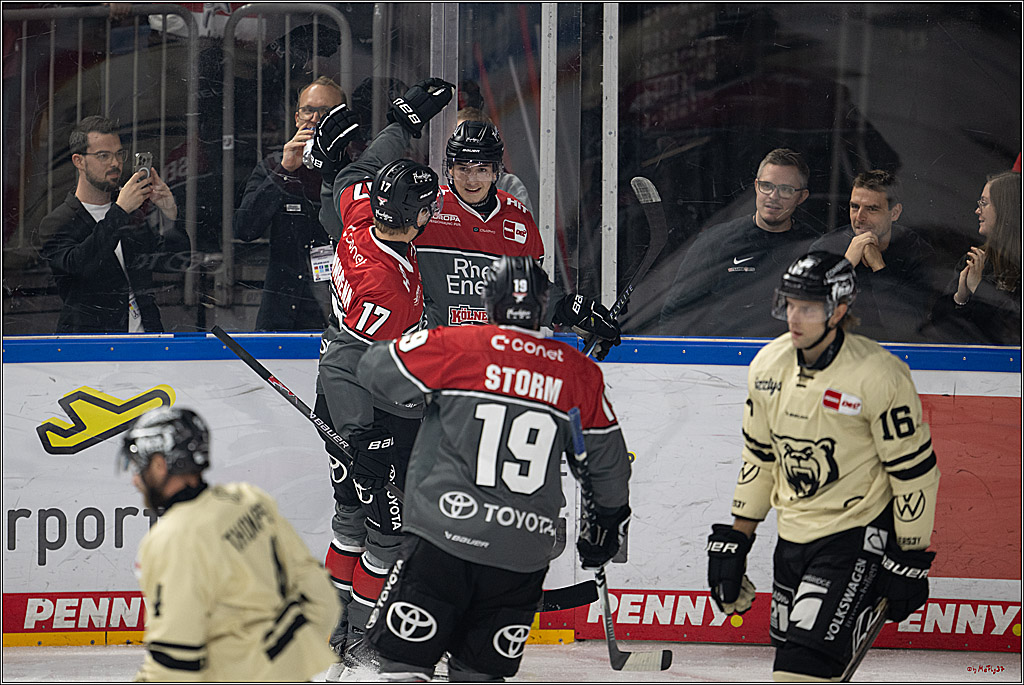 PENNY DEL 1; Kölner Haie - Grizzly Wolfsburg; Köln, 18.09.2026