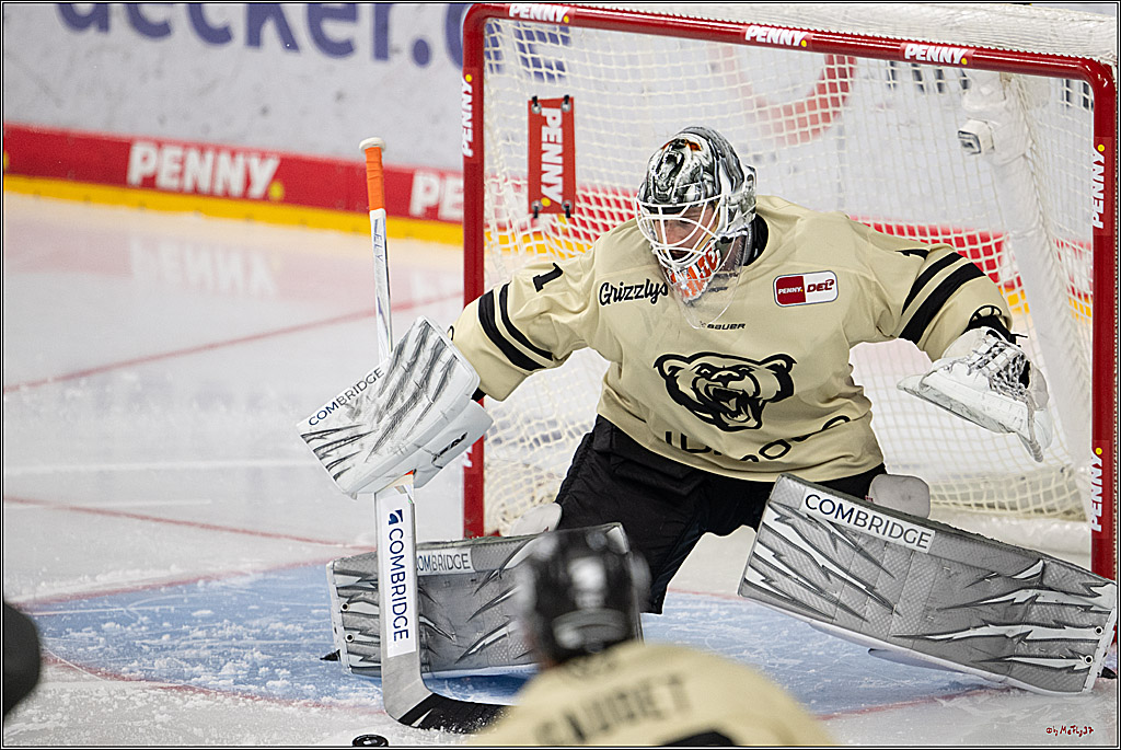 PENNY DEL 1; Kölner Haie - Grizzly Wolfsburg; Köln, 18.09.2026