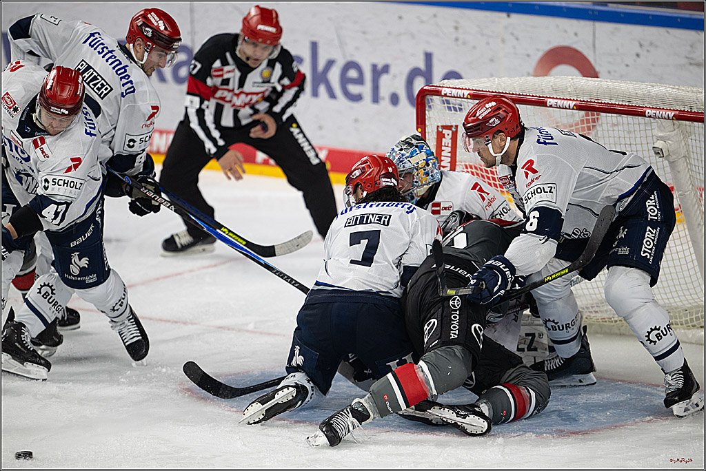 PENNY DEL 1; Kölner Haie - Schwenninger Wild Wings; Köln, 09.10.2026
