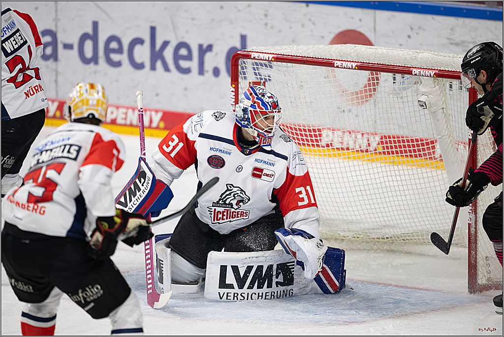 PENNY DEL 1; Kölner Haie - Nürnberg Ice Tigers; Köln, 11.10.2026