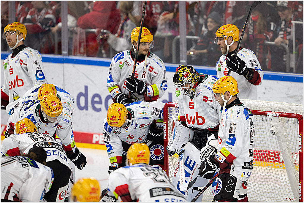 PENNY DEL 1; Kölner Haie - Fischtown Pinguins Bremerhaven; Köln, 18.10.2026
