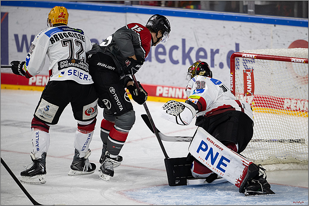 PENNY DEL 1; Kölner Haie - Fischtown Pinguins Bremerhaven; Köln, 18.10.2026