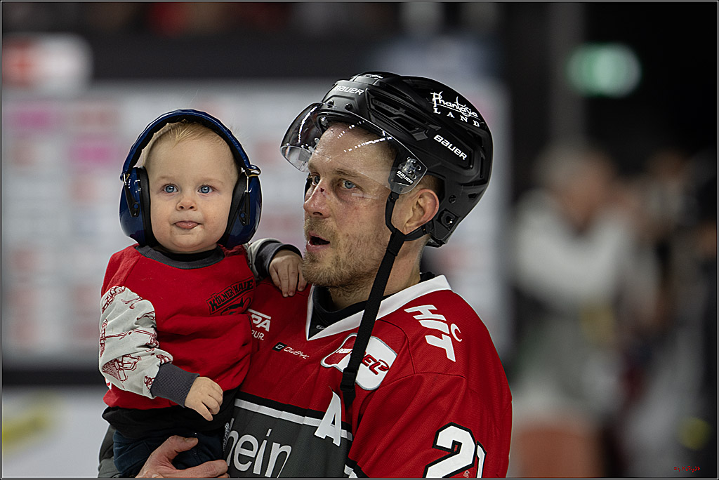 PENNY DEL 1; Kölner Haie - Fischtown Pinguins Bremerhaven; Köln, 18.10.2026