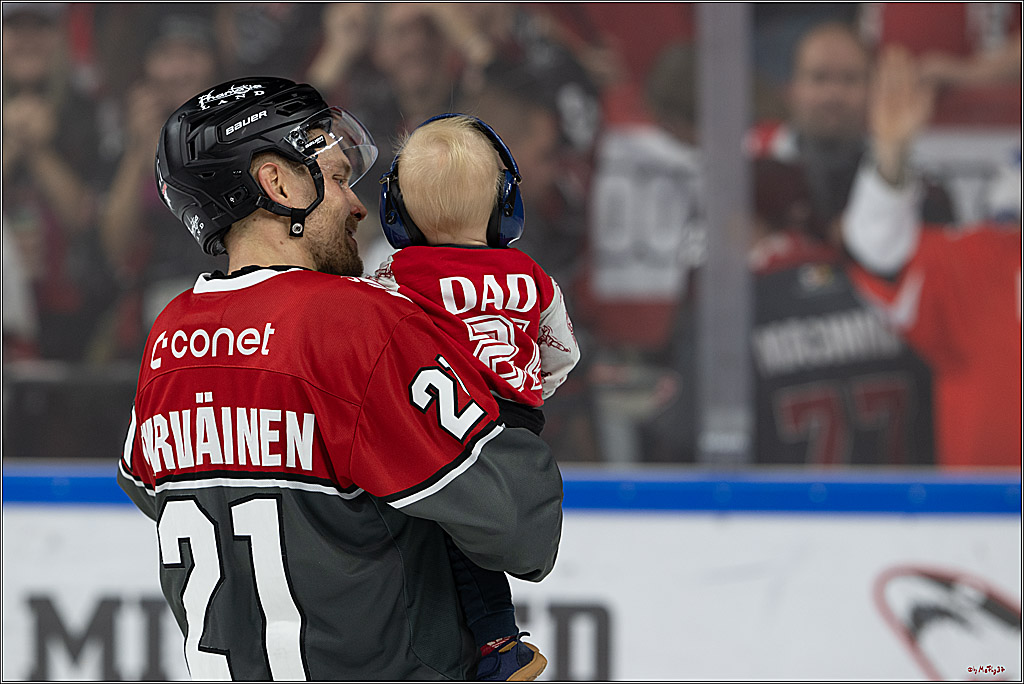 PENNY DEL 1; Kölner Haie - Fischtown Pinguins Bremerhaven; Köln, 18.10.2026