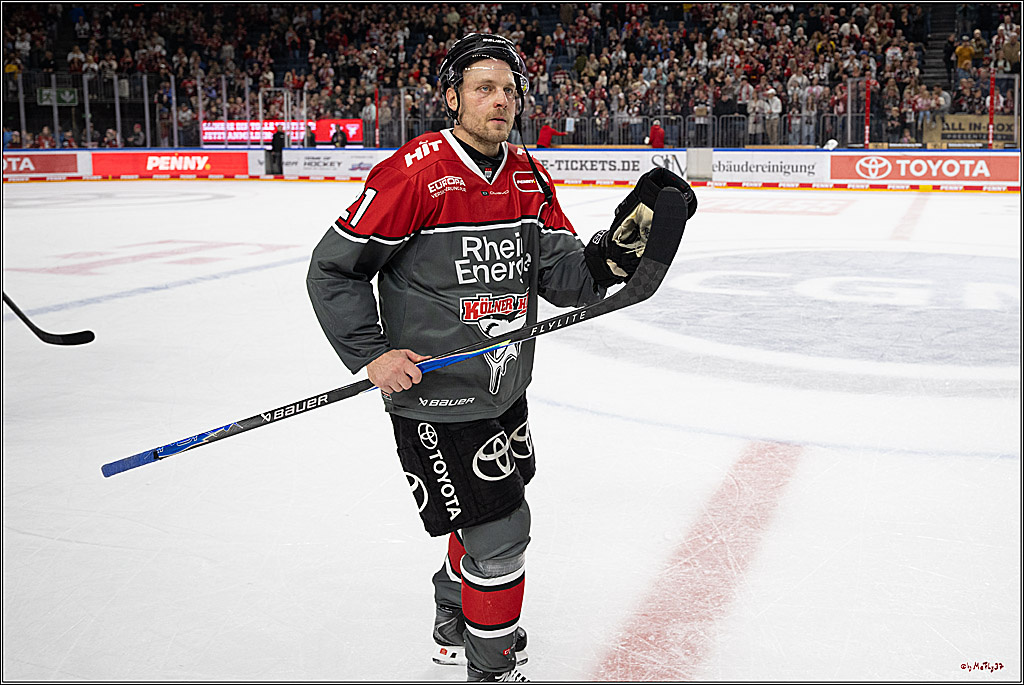 PENNY DEL 1; Kölner Haie - Fischtown Pinguins Bremerhaven; Köln, 18.10.2026