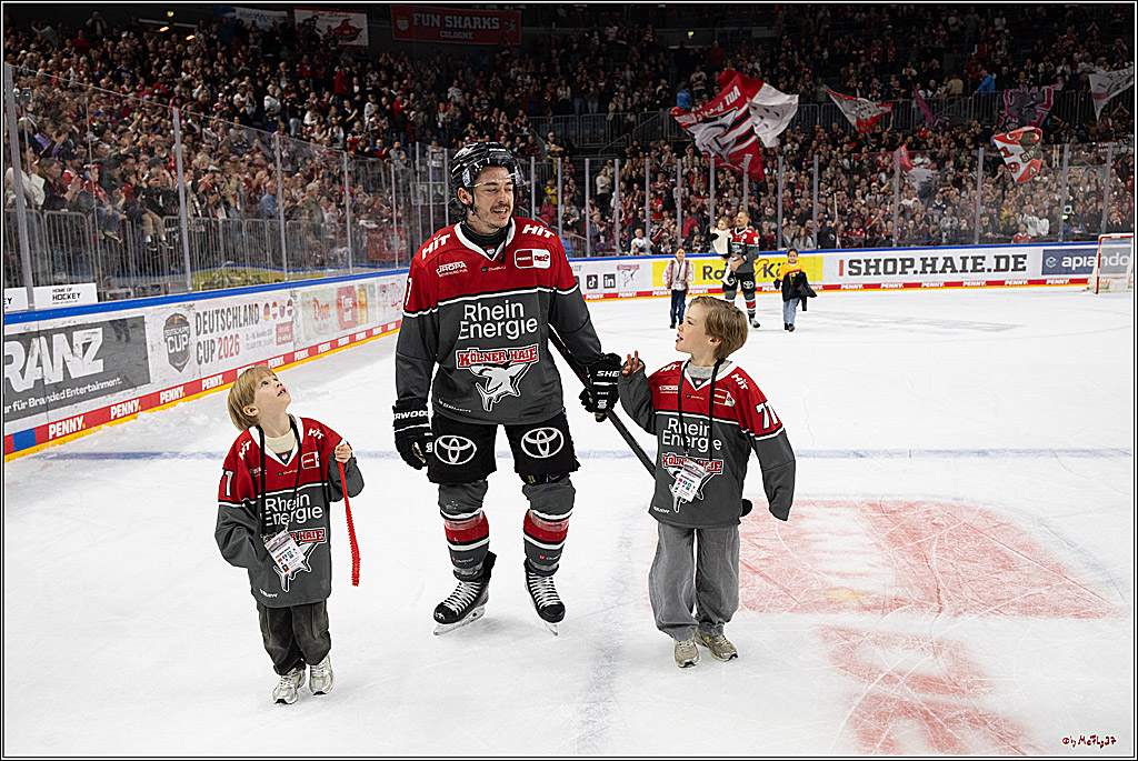 PENNY DEL 1; Kölner Haie - Fischtown Pinguins Bremerhaven; Köln, 18.10.2026