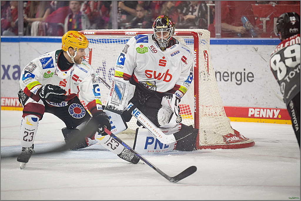 PENNY DEL 1; Kölner Haie - Fischtown Pinguins Bremerhaven; Köln, 18.10.2026
