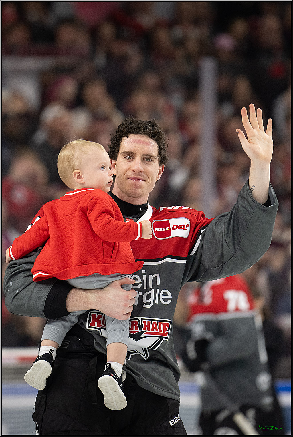 PENNY DEL 1; Kölner Haie - Fischtown Pinguins Bremerhaven; Köln, 18.10.2026